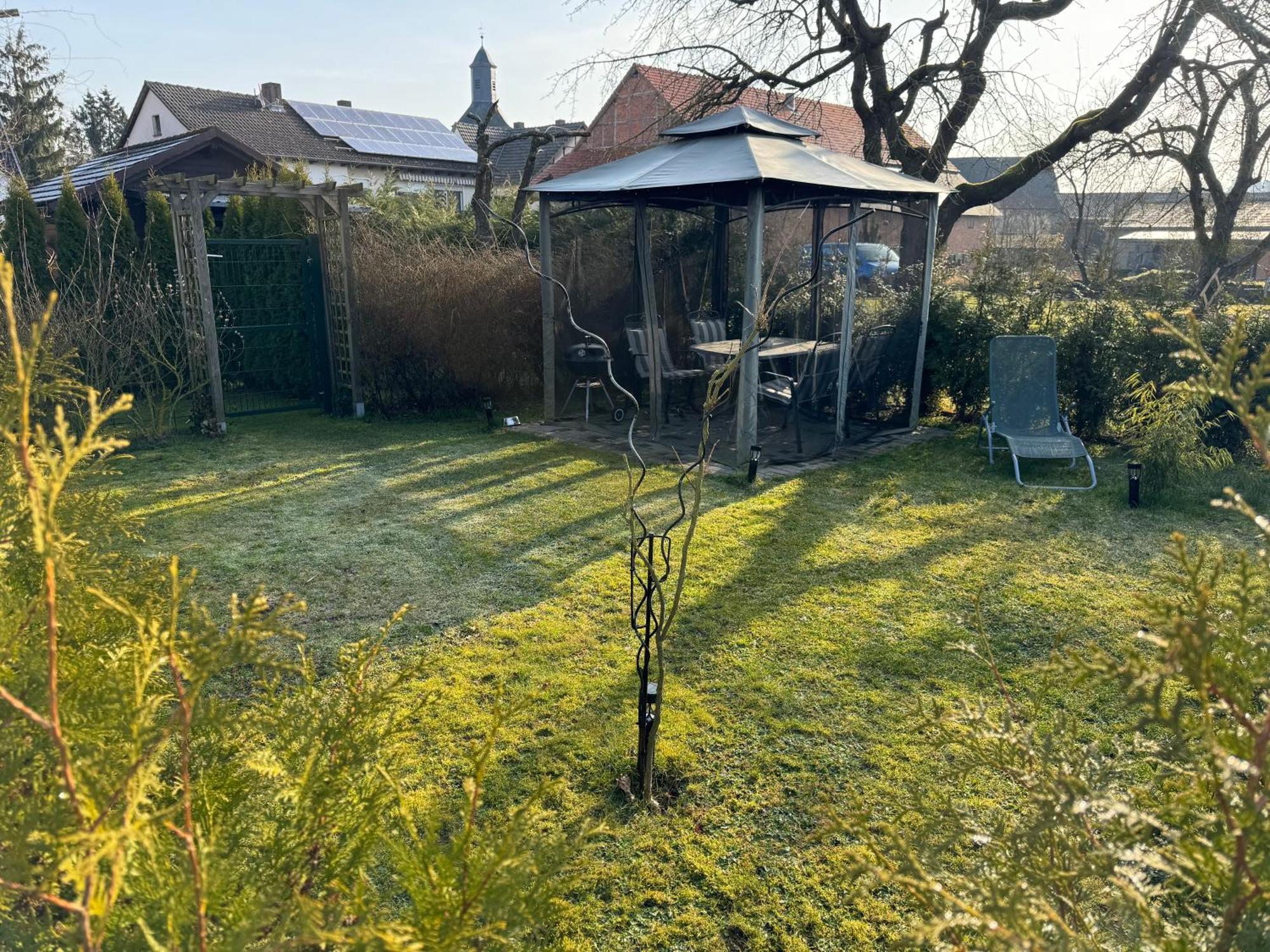 Ferienwohnung Am See Dillich - Ruhige Lage - Eigener Garten - Direkt Neben Einem Natursee Borken  Экстерьер фото